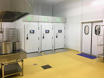 Двери для холодильных камер в столовые, рестораны и кафе