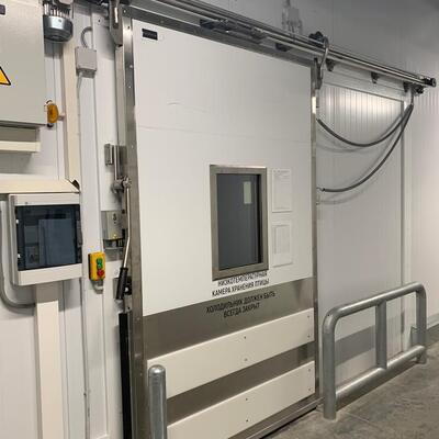 Откатные холодильные противопожарные двери ОД (EI30) / ОД (EI60